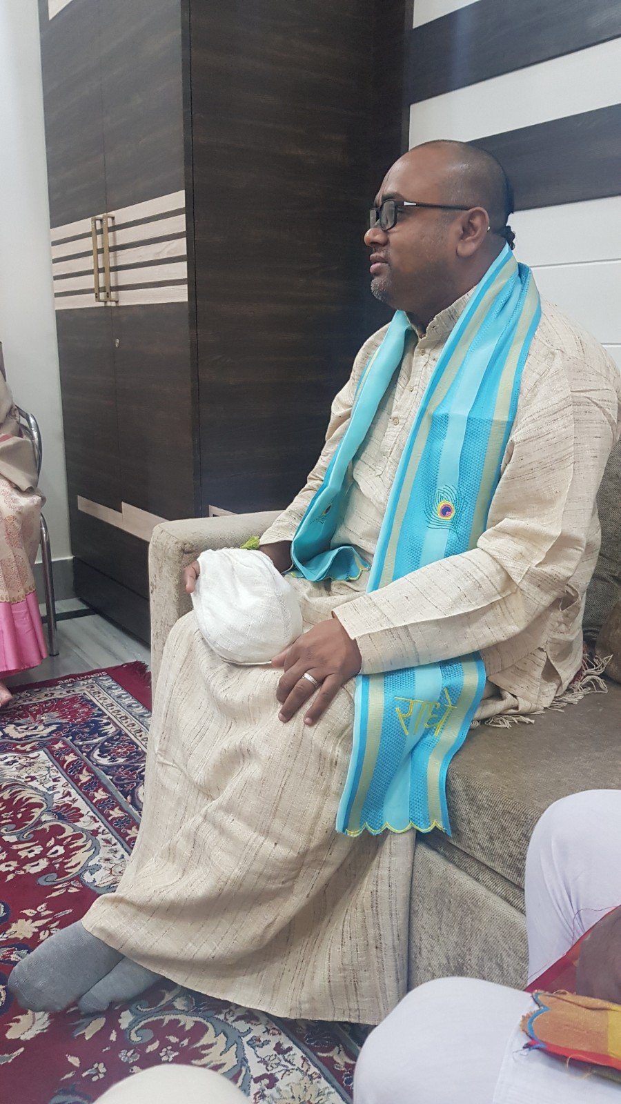  Visiting devotees. Asansol. 2019.11.23